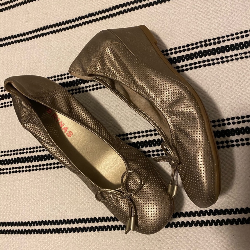 SABRINAS metallic ballet wedge shoes